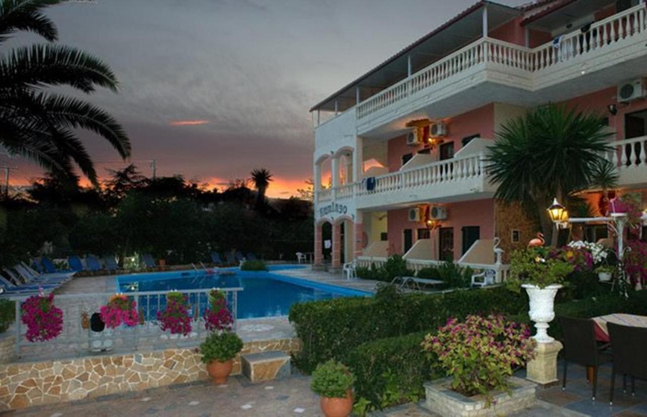 Flamingo Apartments Moraitika Corfu Exterior foto
