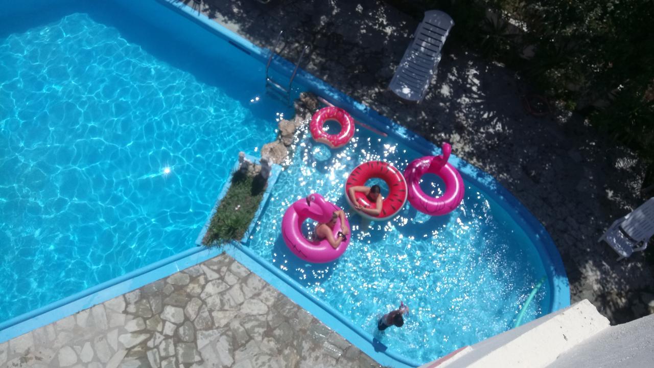 Flamingo Apartments Moraitika Corfu Exterior foto