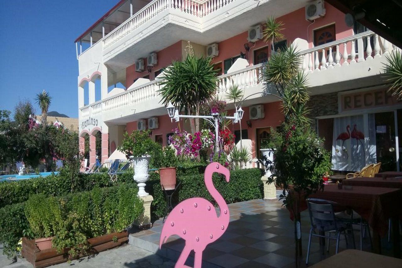 Flamingo Apartments Moraitika Corfu Exterior foto